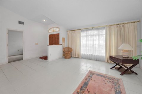 House in Palm Harbor, Florida 4 bedrooms, 208.84 sq.m. № 1912888 - photo 11