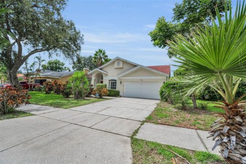 Casa en venta en Palm Harbor, Florida, 4 dormitorios, 208.84 m2 № 1912888 - foto 3
