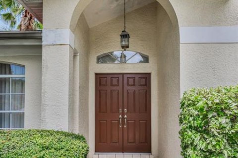 Casa en venta en Palm Harbor, Florida, 4 dormitorios, 208.84 m2 № 1912888 - foto 9