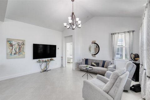 Casa en venta en Daytona Beach, Florida, 2 dormitorios, 136.01 m2 № 2115077 - foto 11