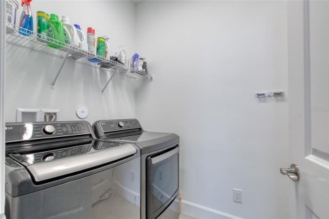 Casa en venta en Daytona Beach, Florida, 2 dormitorios, 136.01 m2 № 2115077 - foto 18