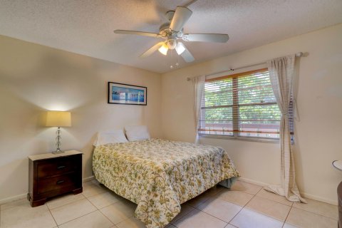 Condominio en venta en Coconut Creek, Florida, 2 dormitorios, 107.4 m2 № 2250493 - foto 8
