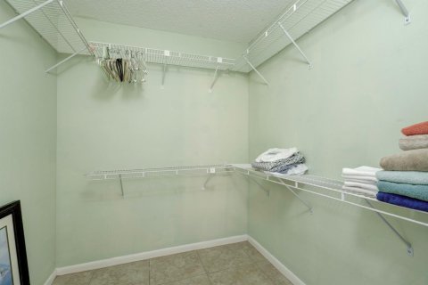 Condominio en venta en Coconut Creek, Florida, 2 dormitorios, 107.4 m2 № 2250493 - foto 9