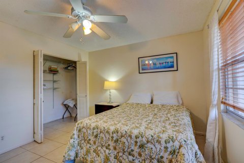 Condominio en venta en Coconut Creek, Florida, 2 dormitorios, 107.4 m2 № 2250493 - foto 10