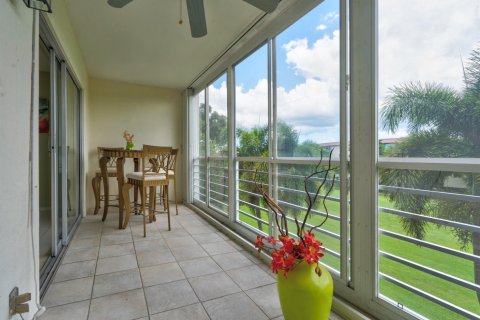 Condominio en venta en Coconut Creek, Florida, 2 dormitorios, 107.4 m2 № 2250493 - foto 14