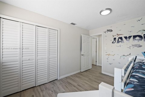 Casa en venta en Cutler Bay, Florida, 4 dormitorios, 167.97 m2 № 1775842 - foto 22
