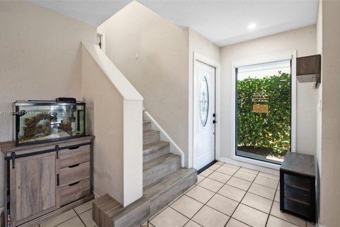 Casa en venta en Cutler Bay, Florida, 4 dormitorios, 167.97 m2 № 1775842 - foto 7