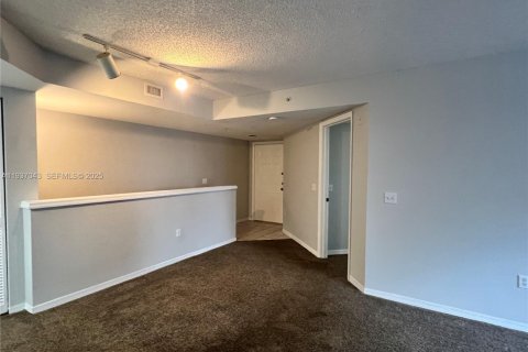 Condo in Fort Lauderdale, Florida, 2 bedrooms  № 1994901 - photo 3