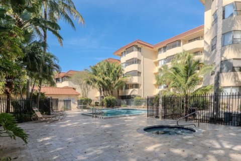 Condominio en venta en Plantation, Florida, 2 dormitorios, 90.12 m2 № 1697388 - foto 17