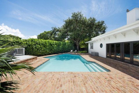 Casa en venta en Palmetto Bay, Florida, 5 dormitorios, 430.42 m2 № 2057357 - foto 15