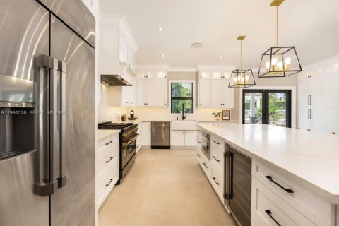 Casa en venta en Palmetto Bay, Florida, 5 dormitorios, 430.42 m2 № 2057357 - foto 8