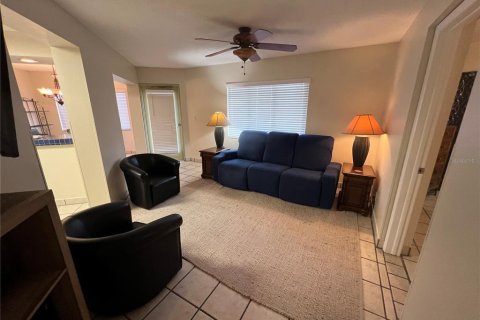 Copropriété à vendre à Tierra Verde, Floride: 2 chambres, 77.11 m2 № 2205000 - photo 12