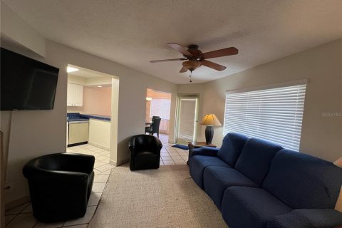 Copropriété à vendre à Tierra Verde, Floride: 2 chambres, 77.11 m2 № 2205000 - photo 10