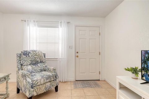 Condominio en venta en Sarasota, Florida, 2 dormitorios, 69.03 m2 № 2235568 - foto 4
