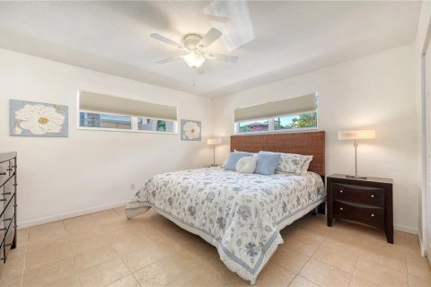 Condominio en venta en Sarasota, Florida, 2 dormitorios, 69.03 m2 № 2235568 - foto 11