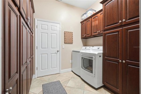 Casa en venta en Lakeland, Florida, 4 dormitorios, 257.53 m2 № 2155460 - foto 26