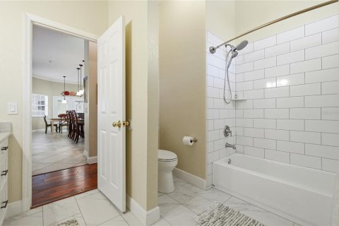 Casa en venta en Lakeland, Florida, 4 dormitorios, 257.53 m2 № 2155460 - foto 20