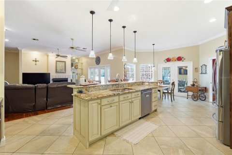 Casa en venta en Lakeland, Florida, 4 dormitorios, 257.53 m2 № 2155460 - foto 9