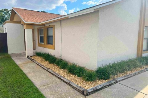 Villa ou maison à Tampa, Floride 3 chambres, 141.12 m2 № 2414973