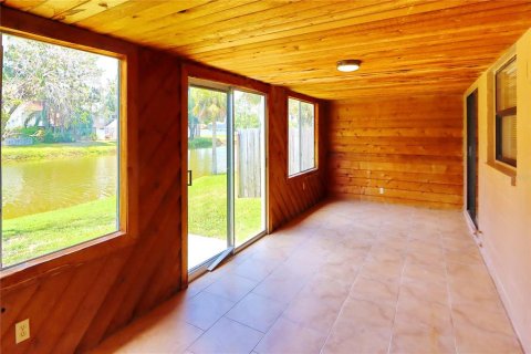 Villa ou maison à louer à Tampa, Floride: 3 chambres, 141.12 m2 № 2414973 - photo 20