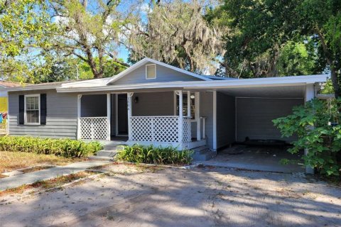 Villa ou maison à louer à Tampa, Floride: 3 chambres, 169.92 m2 № 2156560 - photo 2