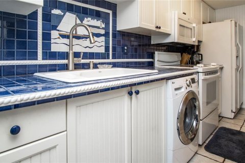 Condo in Dunnellon, Florida, 1 bedroom  № 1681991 - photo 14