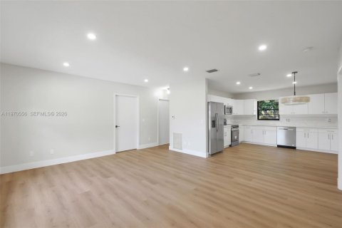 Купить виллу или дом в Окленд-Парк, Флорида 3 спальни, 125.42м2, № 2033940 - фото 6