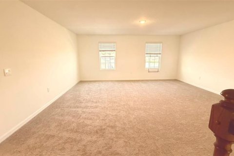 House in Kissimmee, Florida 5 bedrooms, 353.03 sq.m. № 2201127 - photo 28