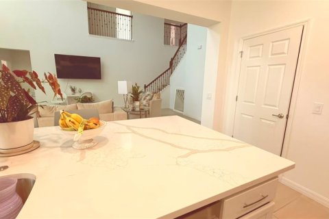 House in Kissimmee, Florida 5 bedrooms, 353.03 sq.m. № 2201127 - photo 13