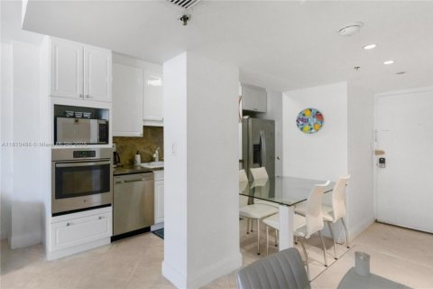 Copropriété à louer à Miami Beach, Floride: 51.1 m2 № 1934575 - photo 8