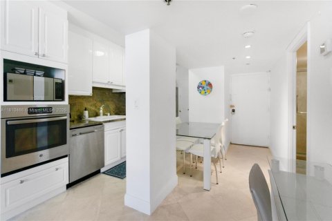 Copropriété à louer à Miami Beach, Floride: 51.1 m2 № 1934575 - photo 9