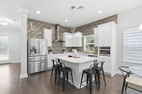 Casa en venta en Orlando, Florida, 3 dormitorios, 206.89 m2 № 2226370 - foto 3