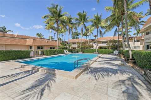 Condo in Palmetto Bay, Florida, 2 bedrooms  № 1689245 - photo 27