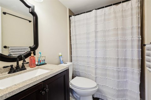 Condo in Palmetto Bay, Florida, 2 bedrooms  № 1689245 - photo 20