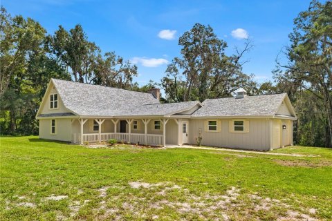 House in Brooksville, Florida 3 bedrooms, 239.59 sq.m. № 2302524 - photo 4