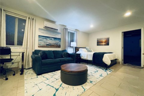 Appartement à louer à Miami, Floride: 27.87 m2 № 2037976 - photo 6