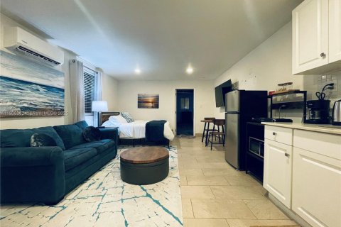 Appartement à louer à Miami, Floride: 27.87 m2 № 2037976 - photo 8