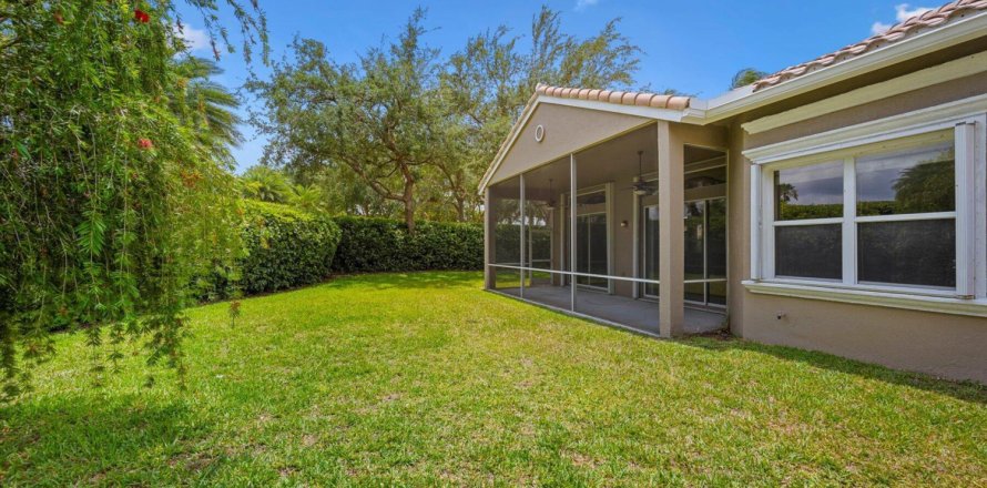 Villa ou maison à Lake Worth, Floride 2 chambres, 180.69 m2 № 1179548
