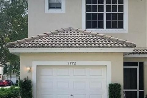 Townhouse in Boynton Beach, Florida 3 bedrooms, 139.54 sq.m. № 2083216