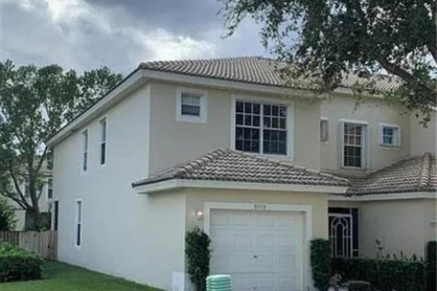 Townhouse in Boynton Beach, Florida 3 bedrooms, 139.54 sq.m. № 2083216 - photo 2