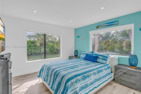 Casa en venta en Big Pine Key, Florida, 3 dormitorios, 230.96 m2 № 1985847 - foto 21