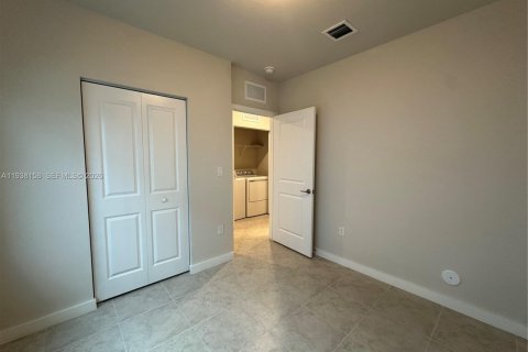 Adosado en alquiler en Florida City, Florida, 3 dormitorios, 128.21 m2 № 1996385 - foto 26