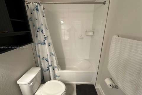 Adosado en alquiler en Florida City, Florida, 3 dormitorios, 128.21 m2 № 1996385 - foto 8