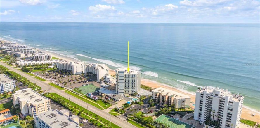 Condominio en New Smyrna Beach, Florida, 2 dormitorios № 1898400