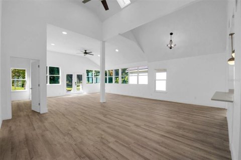 House in Lake Mary, Florida 4 bedrooms, 199.93 sq.m. № 1909873 - photo 16