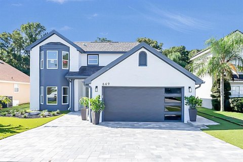 House in Lake Mary, Florida 4 bedrooms, 199.93 sq.m. № 1909873 - photo 1