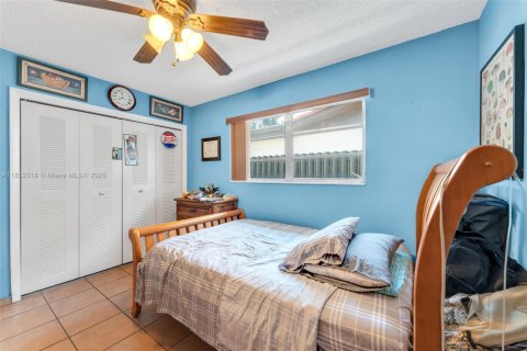 Villa ou maison à vendre à Miami, Floride: 3 chambres, 165.55 m2 № 1859011 - photo 30