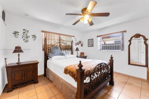 Villa ou maison à vendre à Miami, Floride: 3 chambres, 165.55 m2 № 1859011 - photo 26