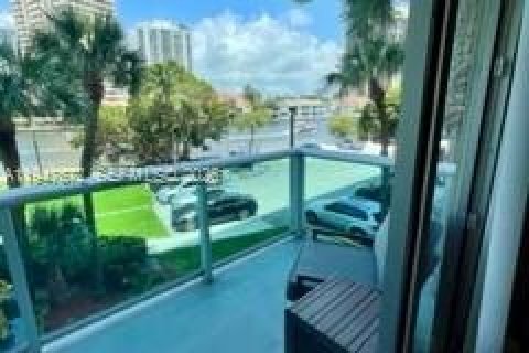Condo in Sunny Isles Beach, Florida, 1 bedroom  № 2152954 - photo 4
