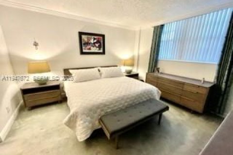 Condo in Sunny Isles Beach, Florida, 1 bedroom  № 2152954 - photo 5